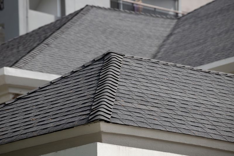 Signs It’s Time For A New Asphalt Shingle Roof Installation